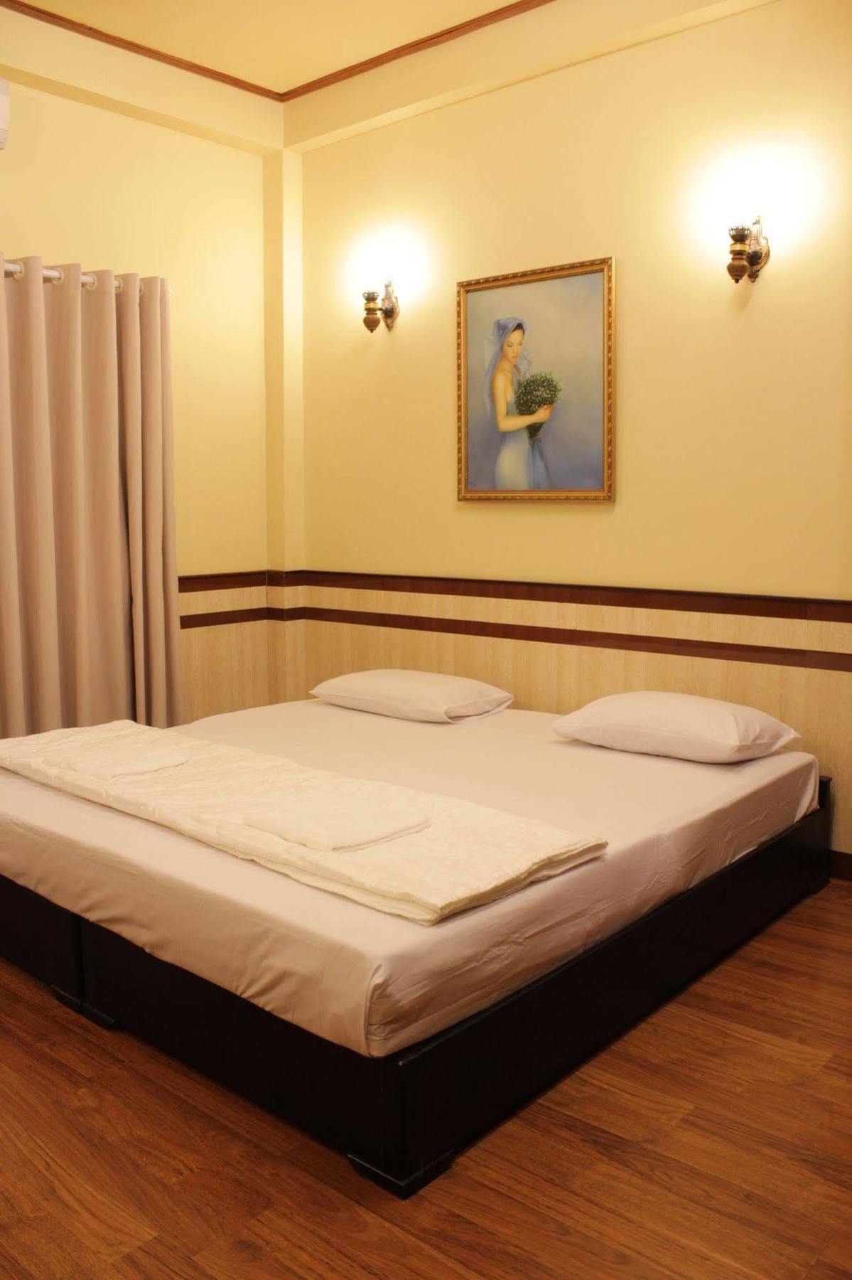 Bee Saigon Hotel Ciudad Ho Chi Minh  Exterior foto